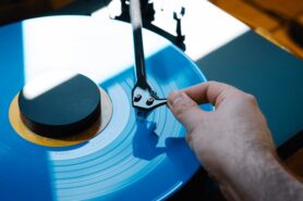 Gramofon Pro-Ject Debut EVO 2 6