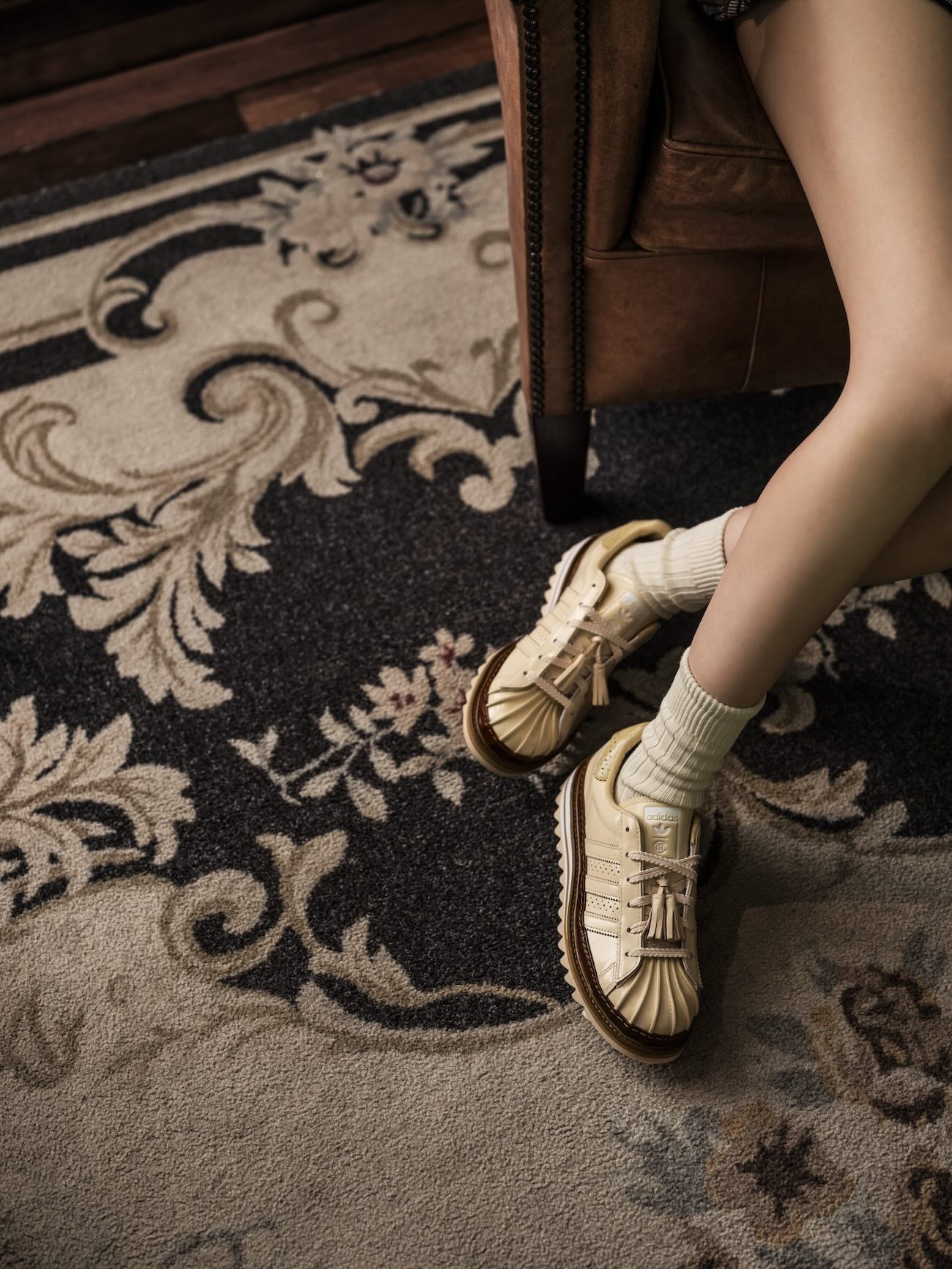 CLOT x adidas Superstar Crystal Sand JQ6117 4