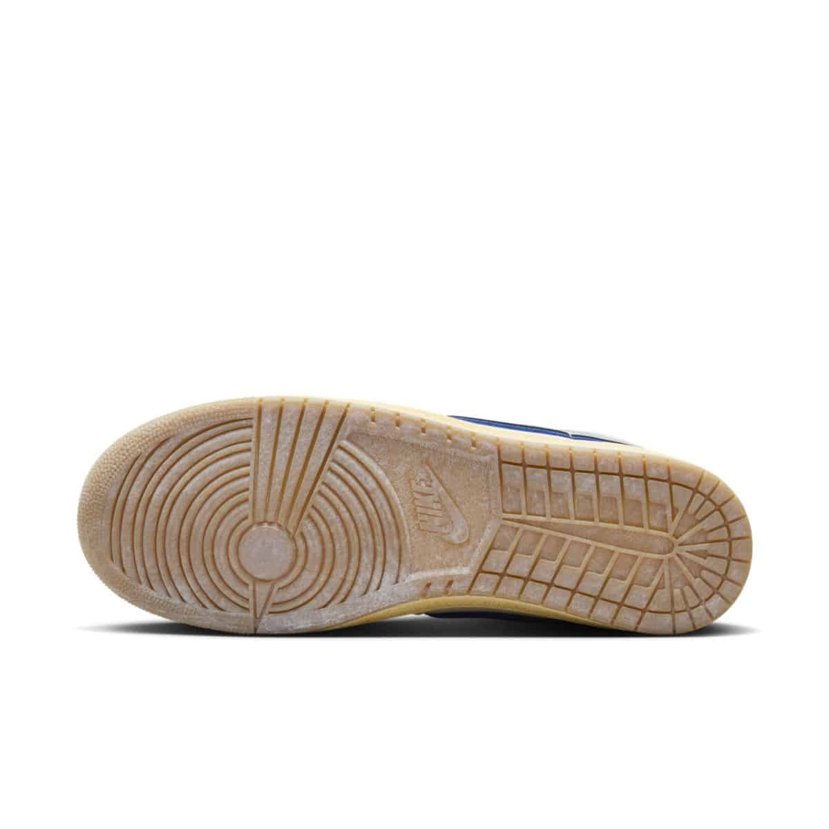 Awake NY x Jordan Air Ship Game Royal FN8675-104 B