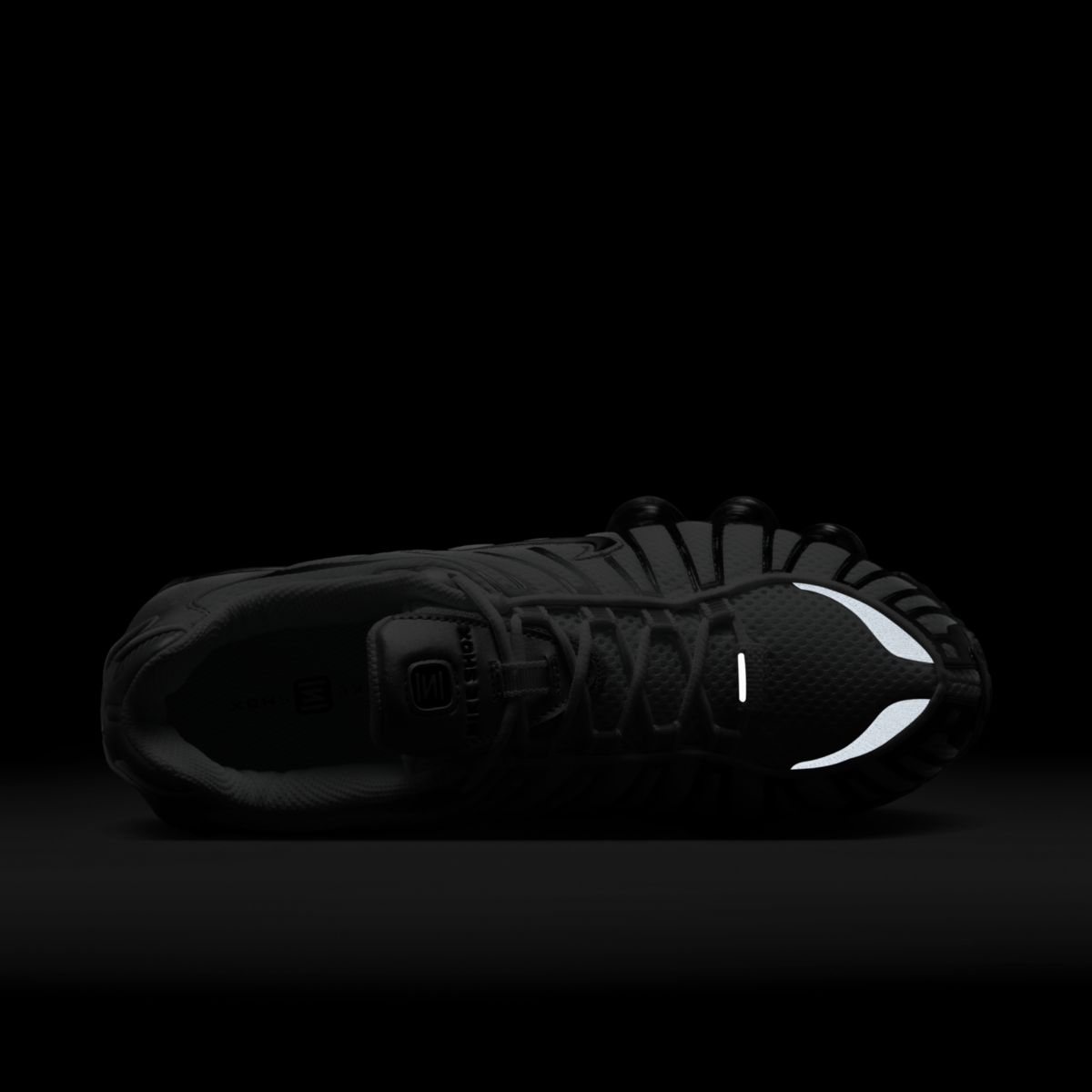 Nike Shox TL Metallic Silver Black HQ4049-001 L