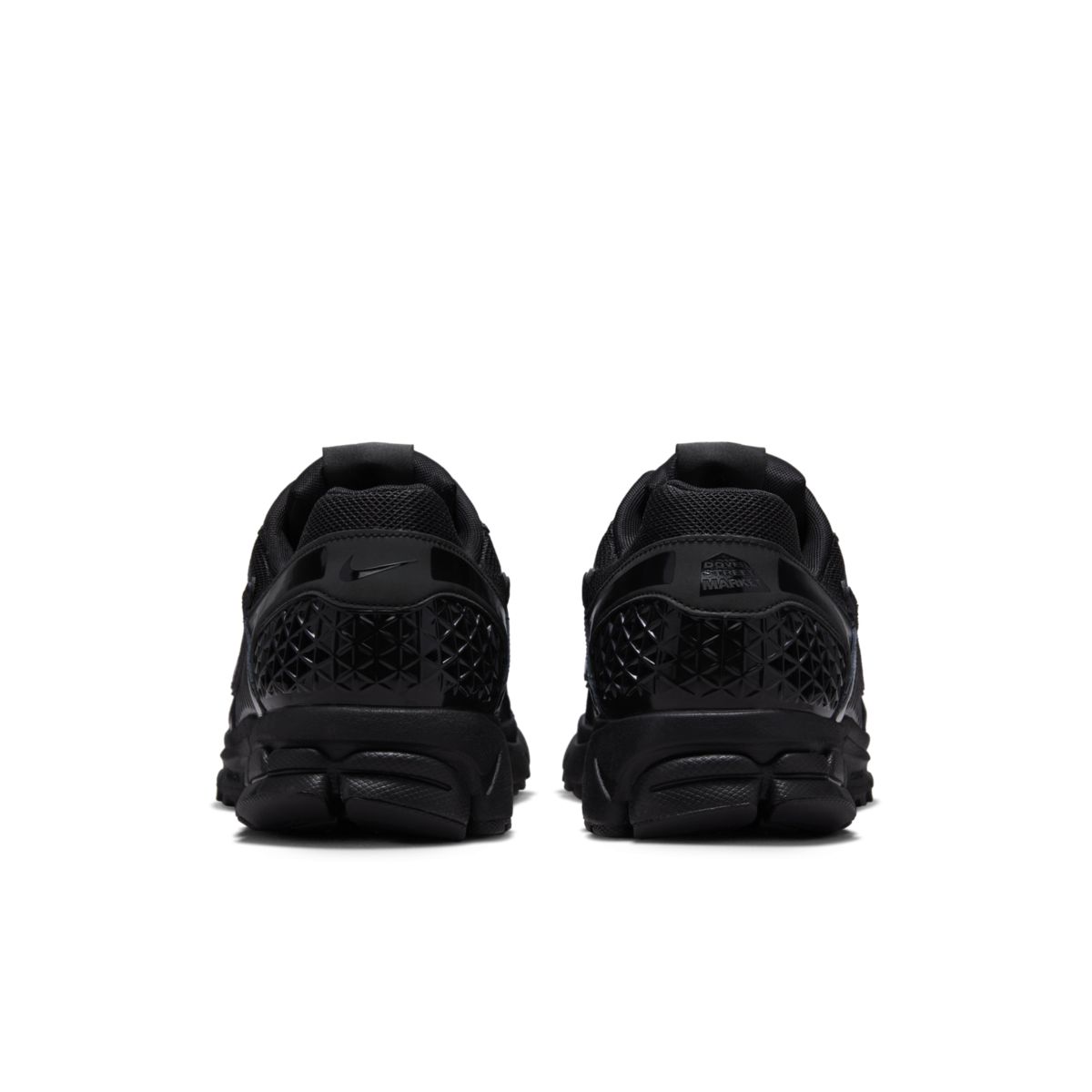 Dover Street Market x Nike Zoom Vomero 5 Black FZ3313-001 F