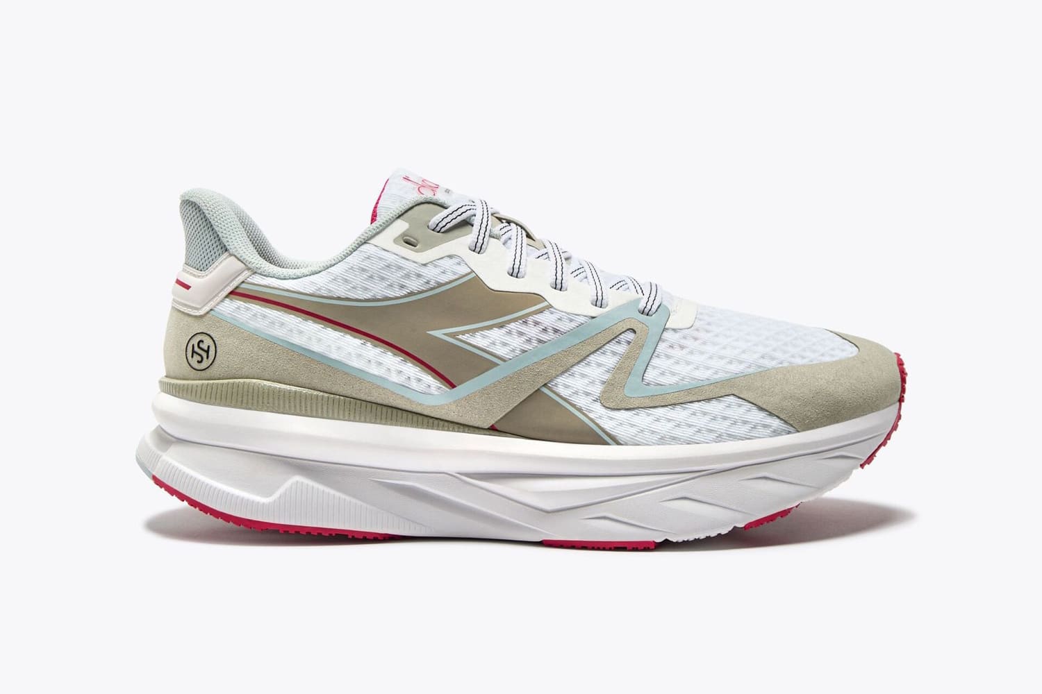 Hikmet Sugoer x Diadora Atomo V7000 4