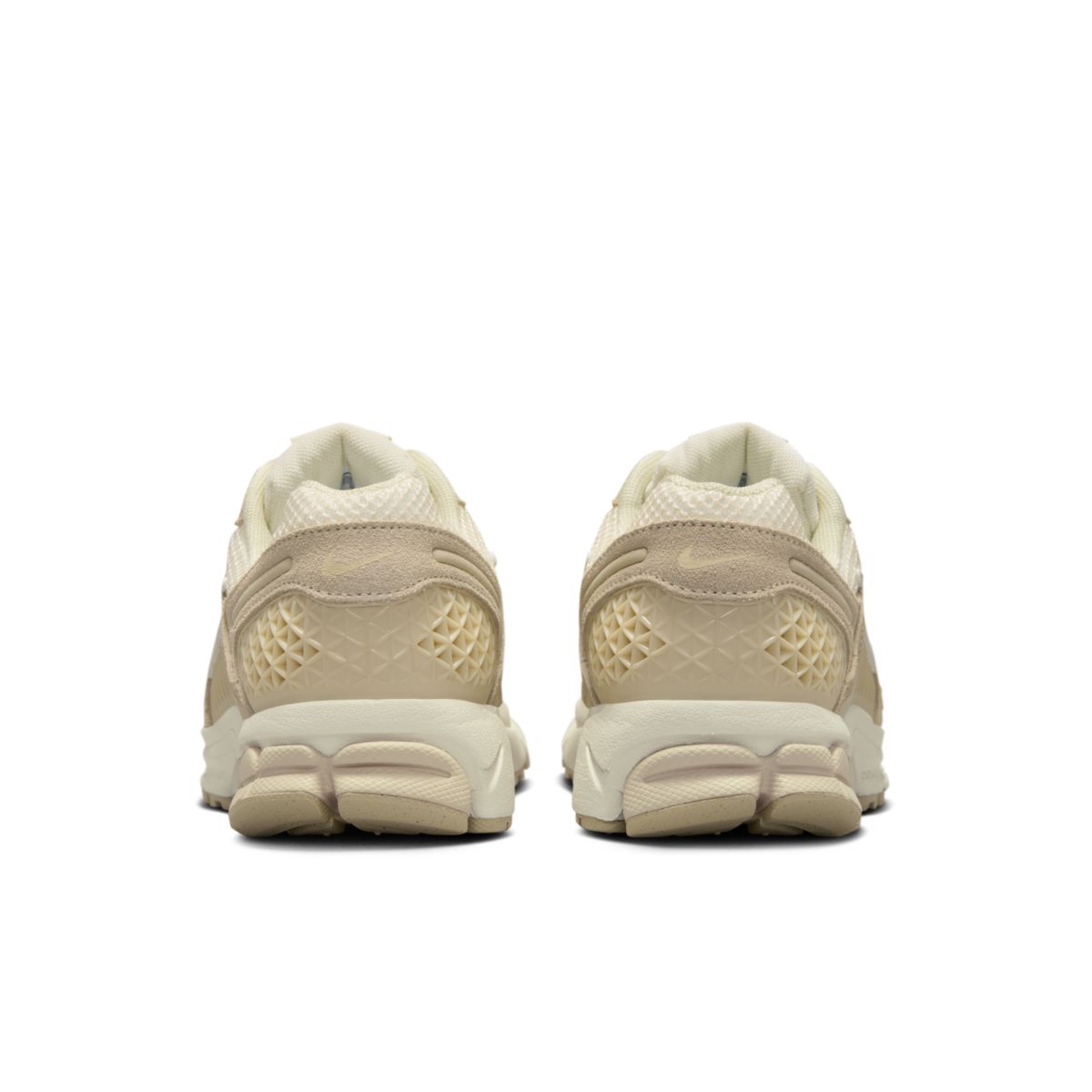 Nike Zoom Vomero 5 Beach HQ0458-200 F