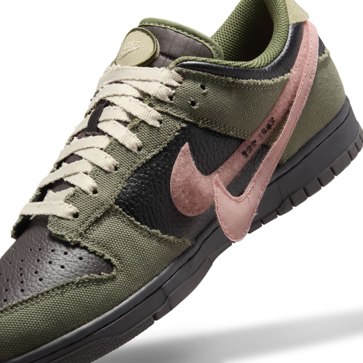 Nike Dunk Low Dunks Not Dead IB2256-300 R