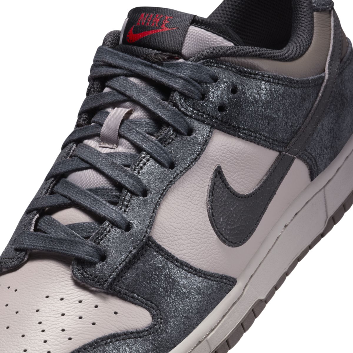 Nike Dunk Low NYC CBGB IB2258-001 H