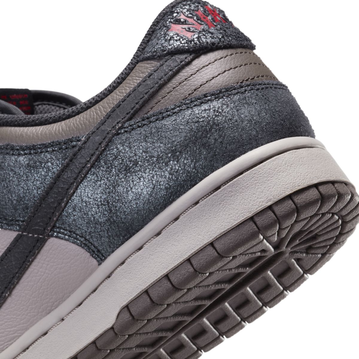 Nike Dunk Low NYC CBGB IB2258-001 K