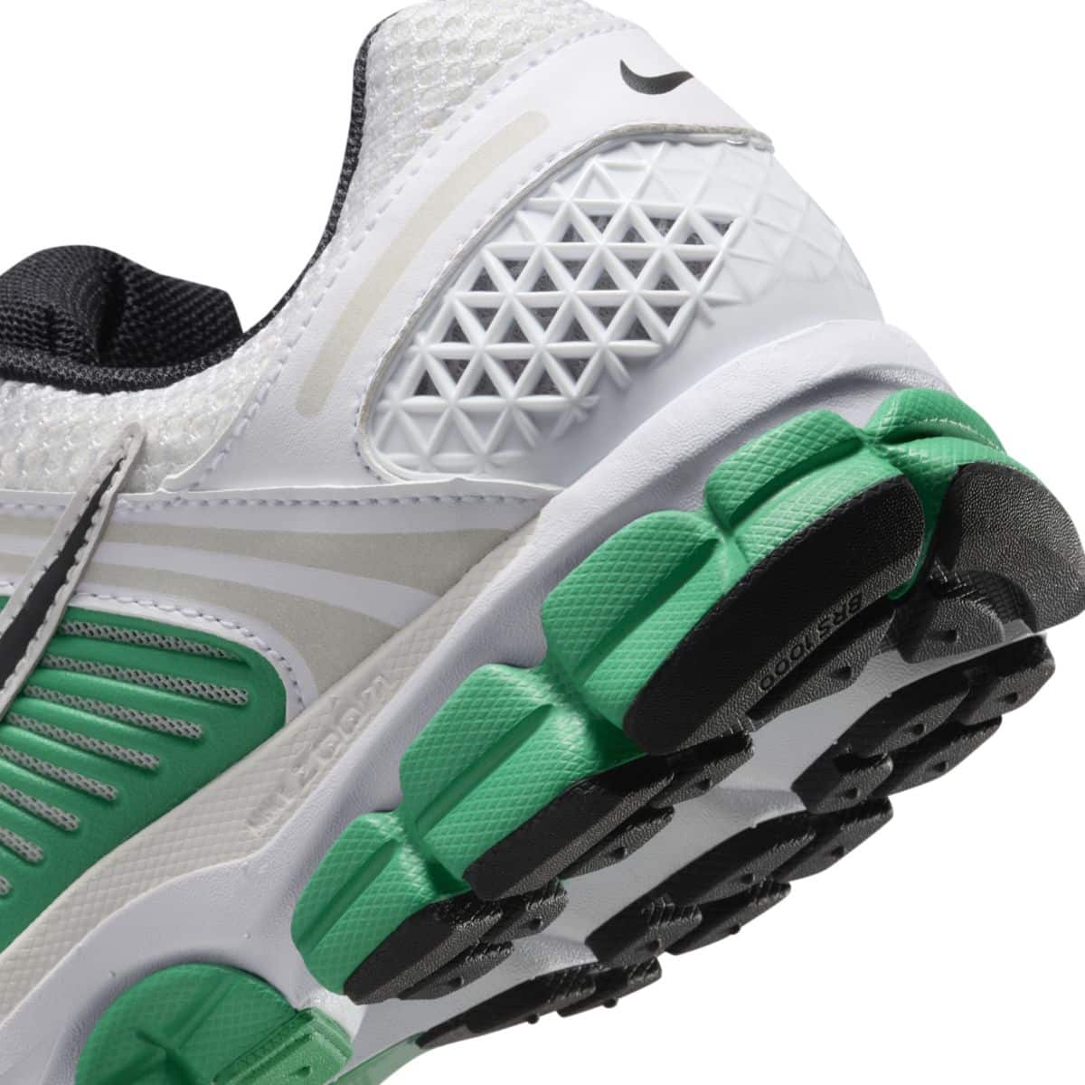 Nike Zoom Vomero 5 White Stadium Green FJ2028-102 K