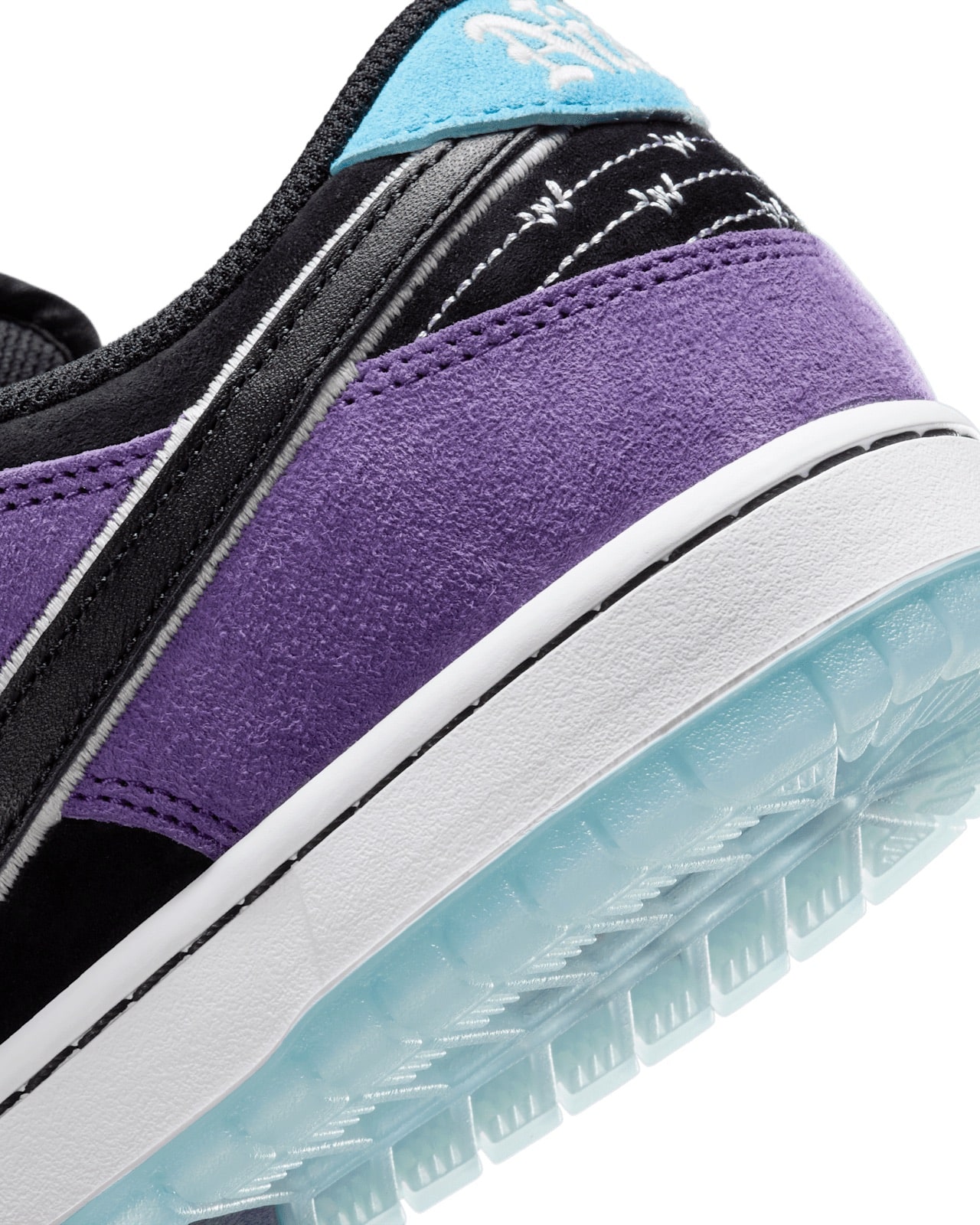 Hayley Wilson i Nike SB Dunk Low: Miejska poezja na desce
