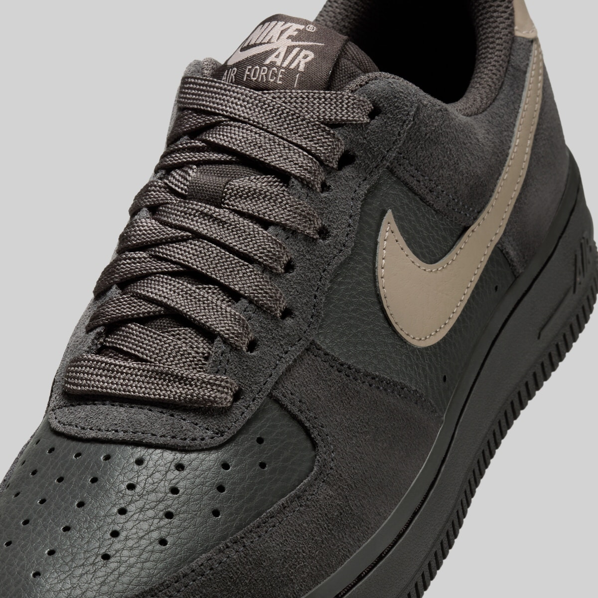 Nike Air Force 1 Low Medium Ash II7650-200 8