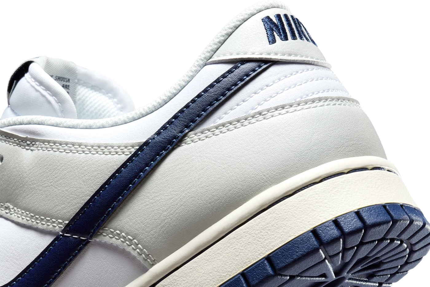 Nike-Dunk-Low-Yankees-IM2222-101-8