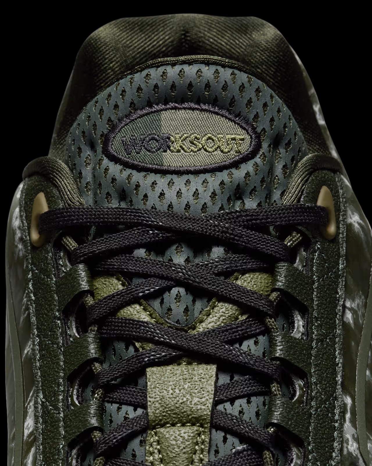 WORKSOUT x Nike Air Max 95 Sequoia HQ0263-300 9