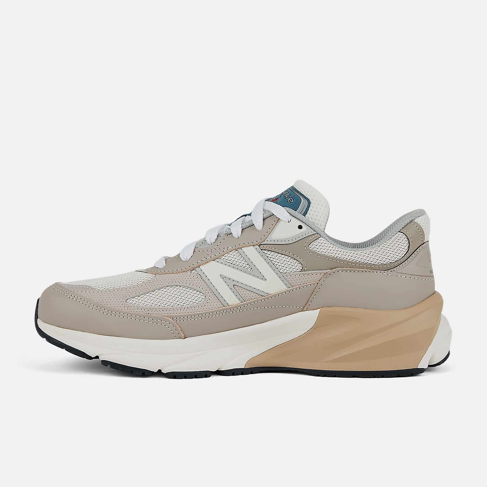 New Balance 990v6 Light Mushroom Moonrock U990MM6 3