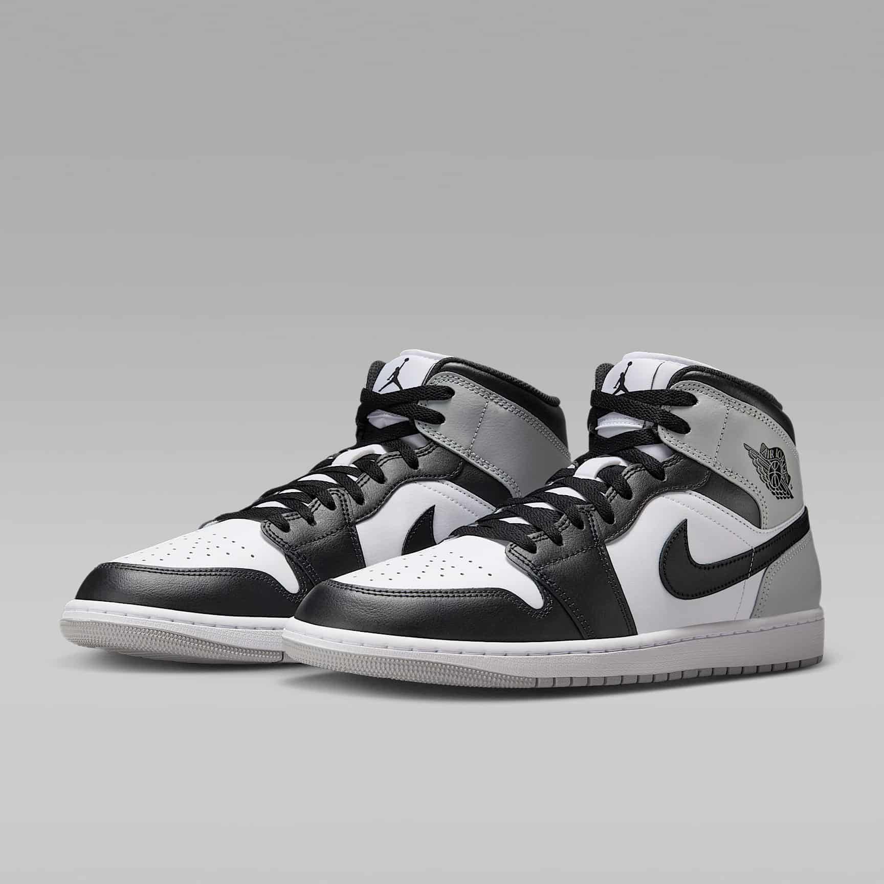 Air Jordan 1 Mid Barons DQ8426-101 4
