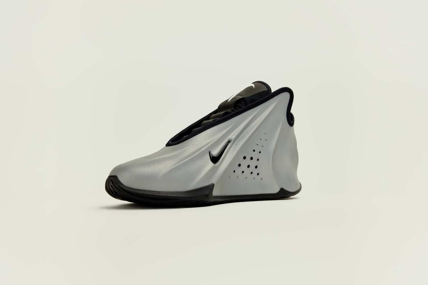 Nike GT Future Metallic Holiday 2025 1