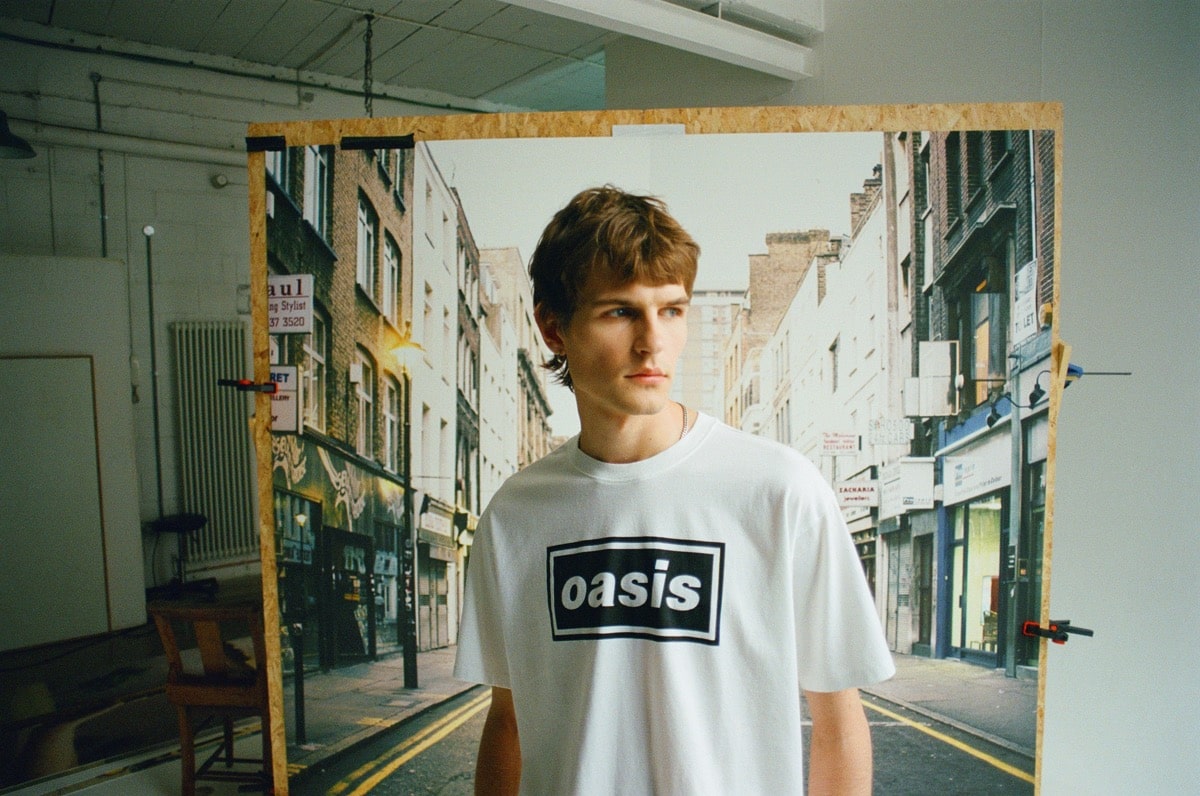 Oasis – Levis – Photo © Michael Spencer Jones (11)