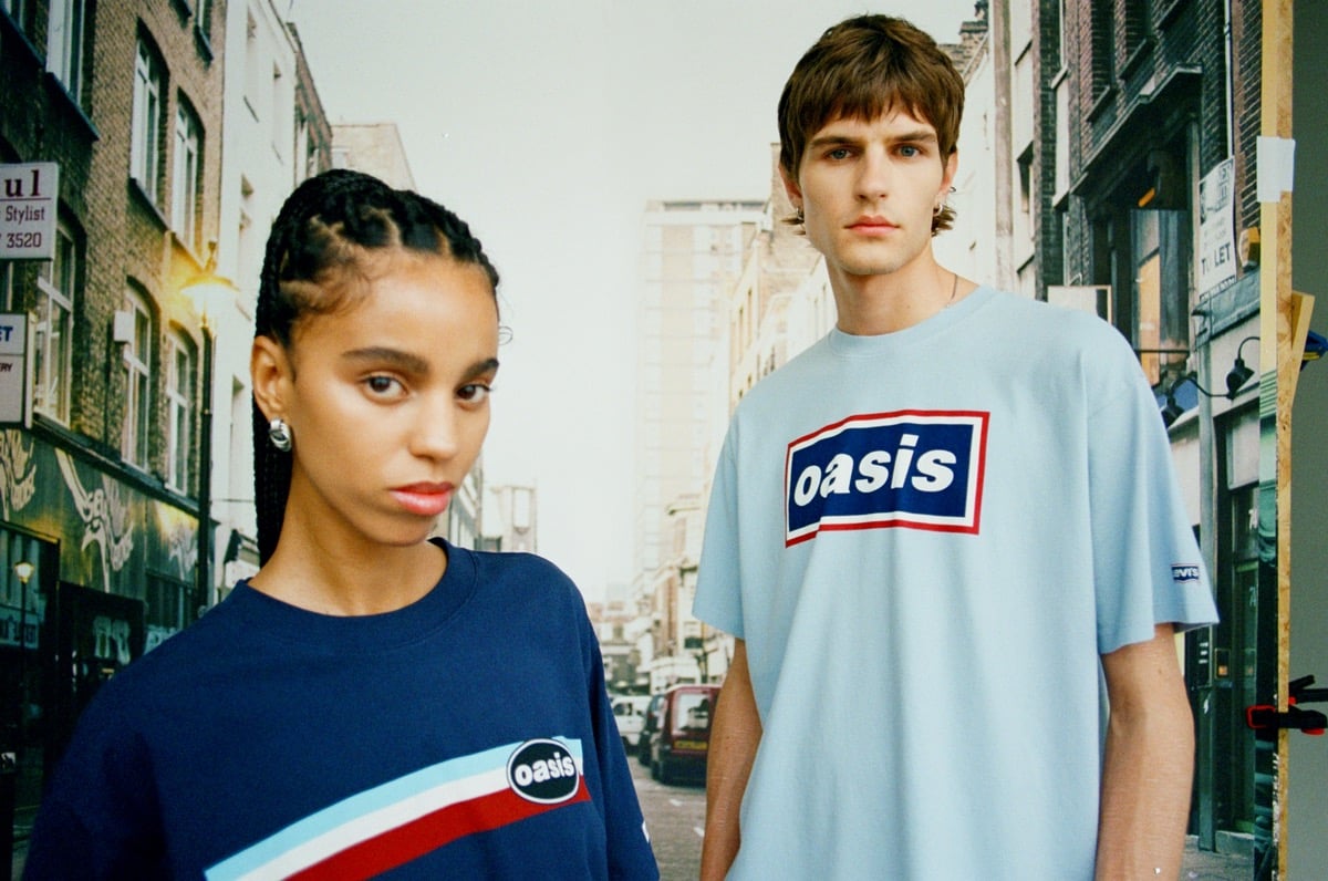 Oasis – Levis – Photo © Michael Spencer Jones (13)