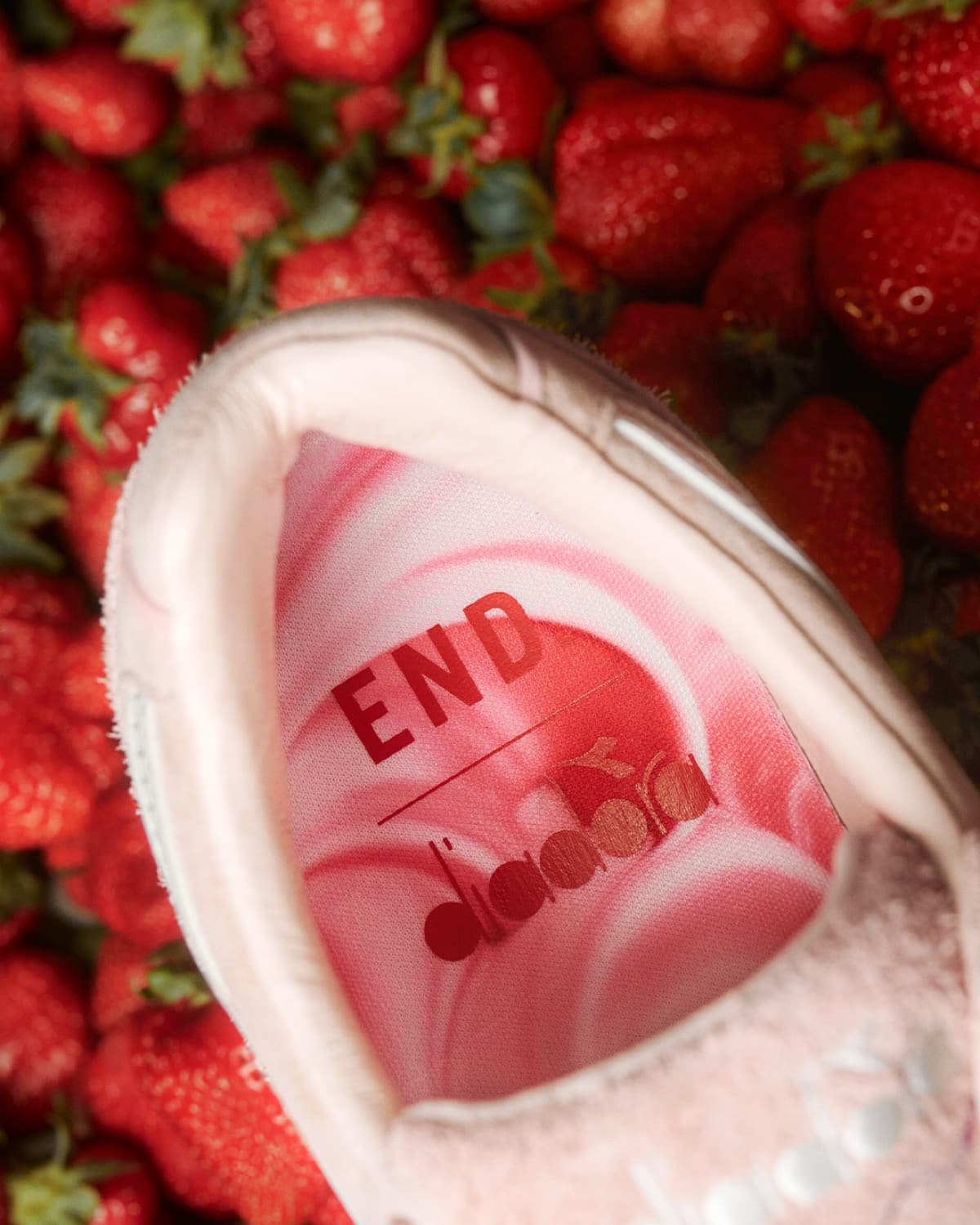 END x Diadora N9000 Strawberries Fall 2025 2