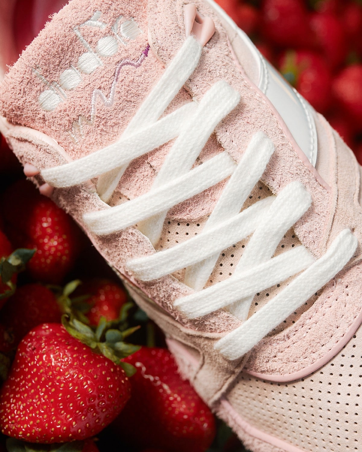END x Diadora N9000 Strawberries Fall 2025 3