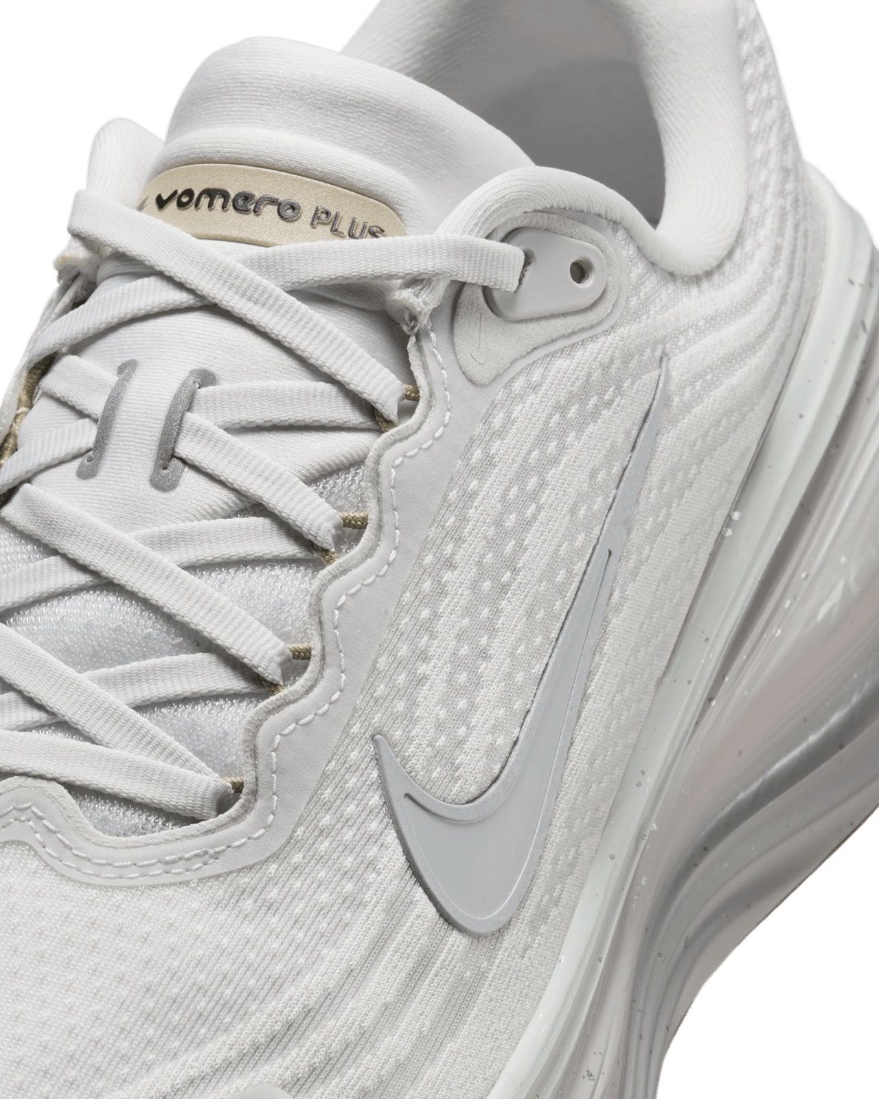 Nike Vomero Plus Vast Grey Metallic Silver IO4323-001 7