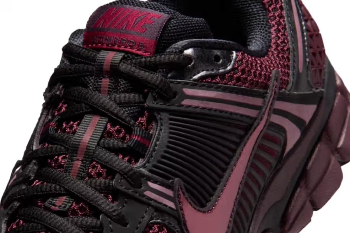 Nike Zoom Vomero 5 Black Burgundy Crush IB8929-002 7