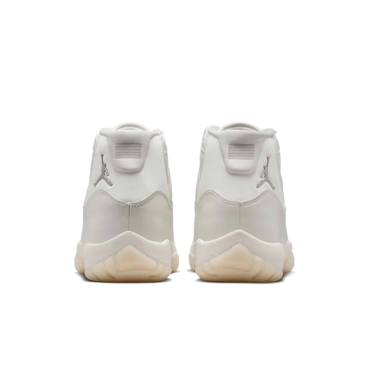 Air Jordan 11 Pearl AR0715-110 6