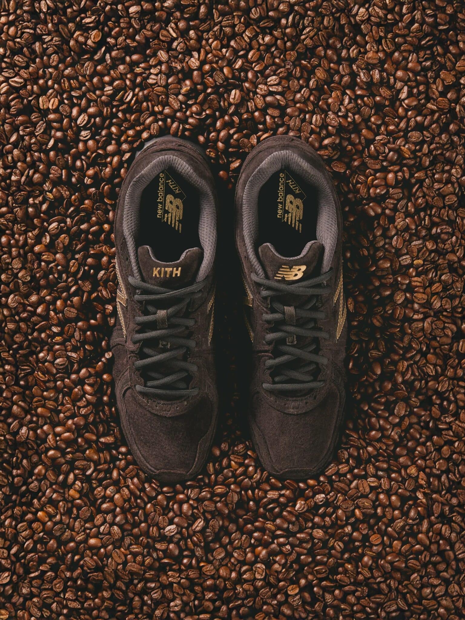 Kith x New Balance 860v2 Espresso Fall 2025 1