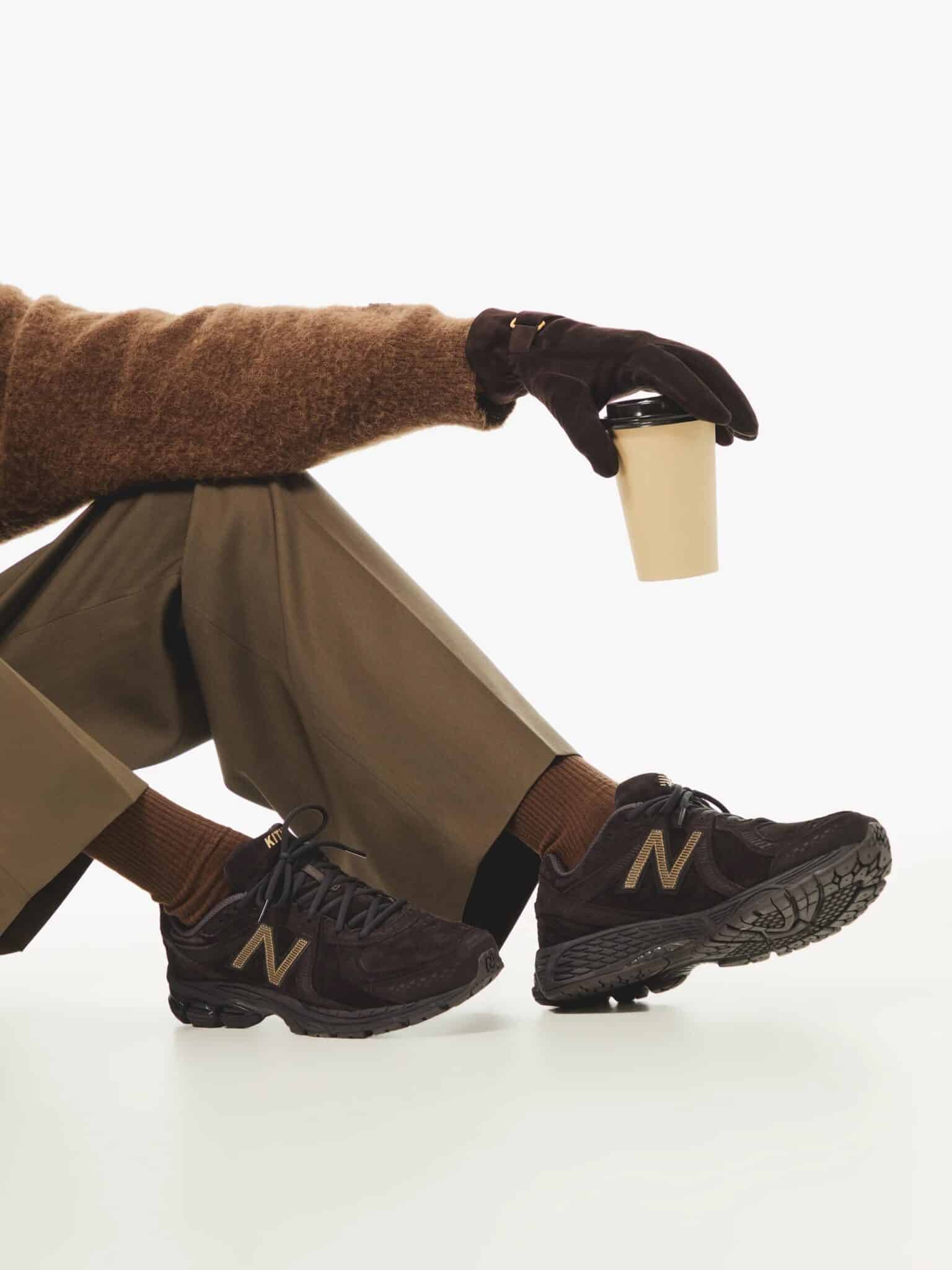 Kith x New Balance 860v2 Espresso Fall 2025 10