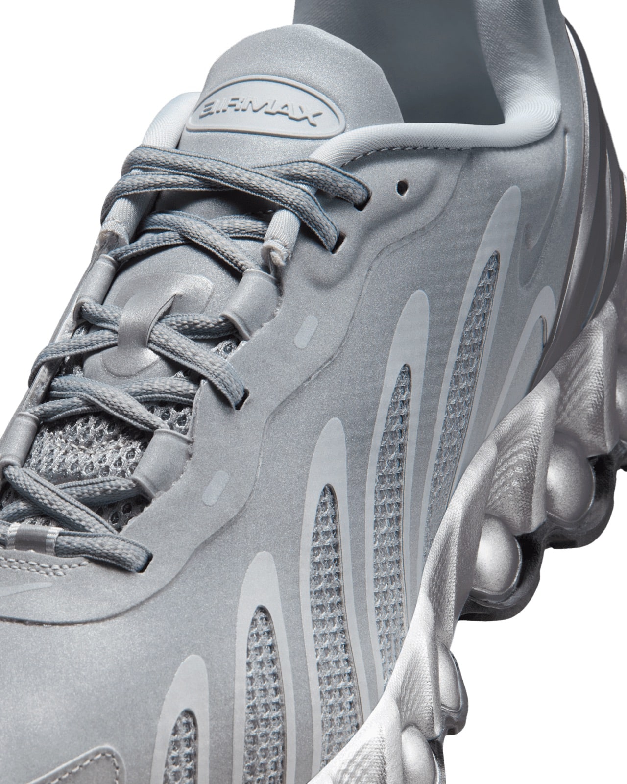 Nike Air Max DN8 Metallic Silver Black IM0700-001 7
