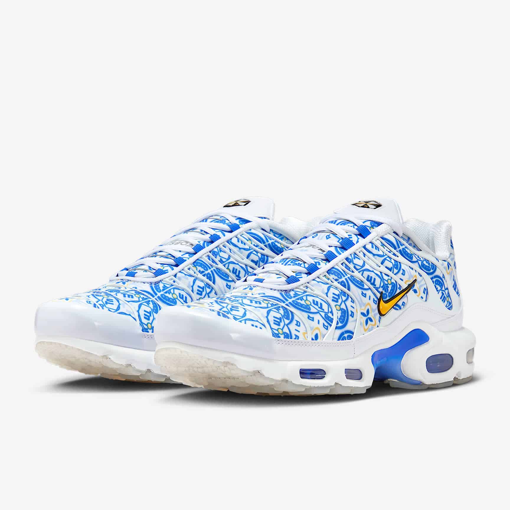 Nike Air Max Plus Lisboa IM5982-100 4