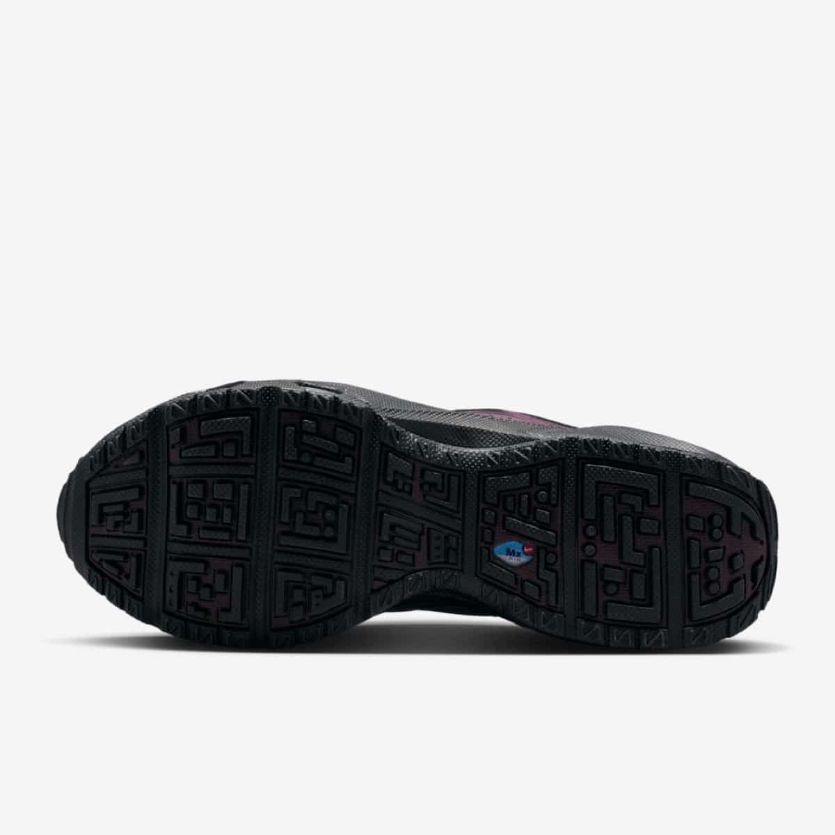 Nike Air Max Sunder GORE-TEX Burgundy Crush FZ4238-600 1