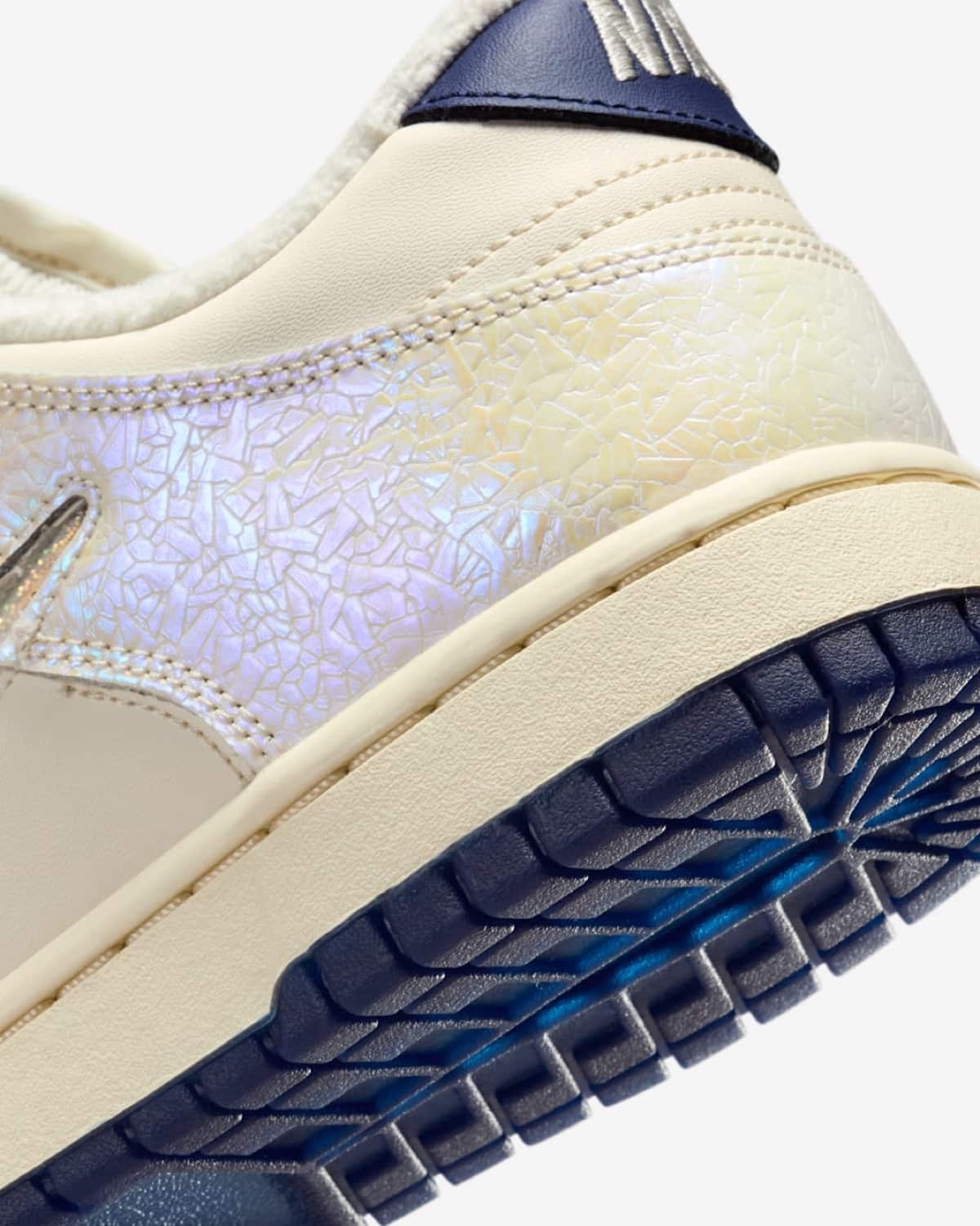 Nike Dunk Low Jewel Swoosh Soft Pearl IM6571-027 8