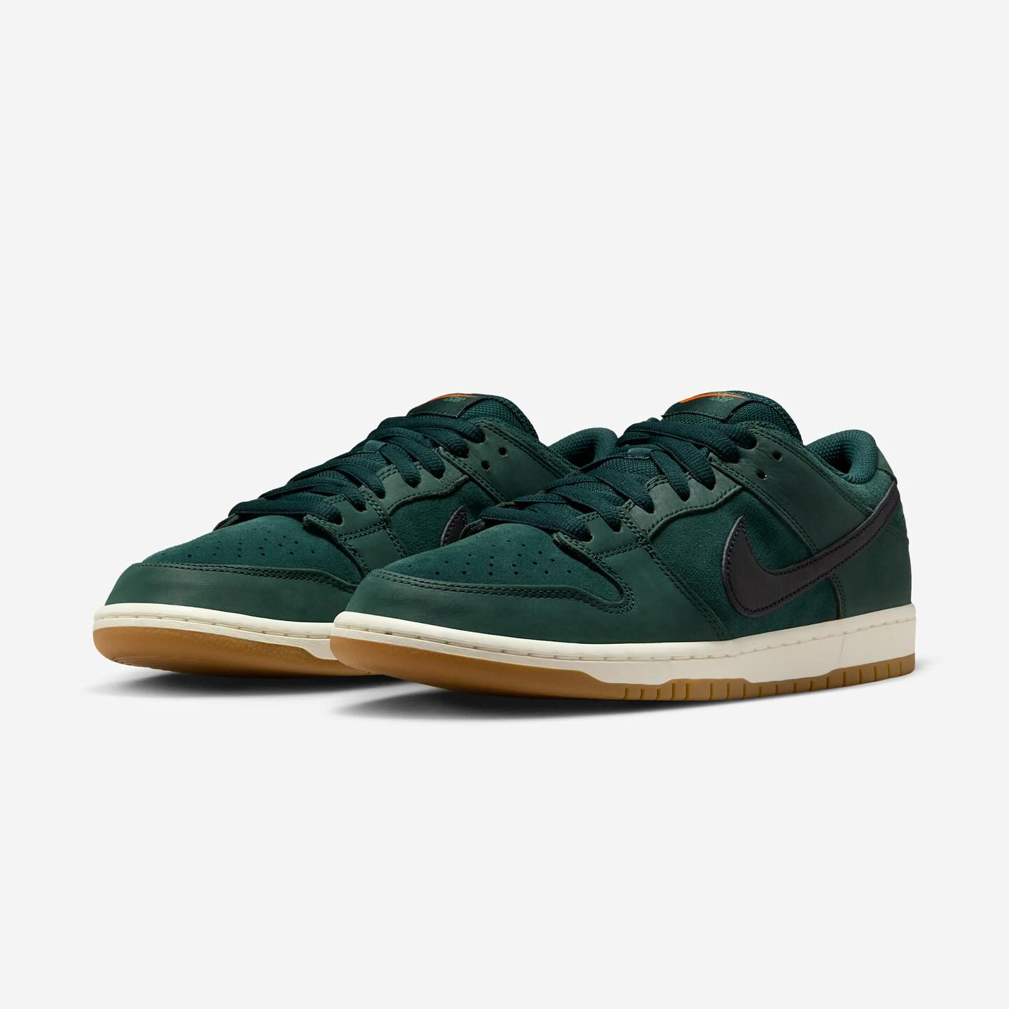 Nike SB Dunk Low Deep Fir FJ1674-300 4