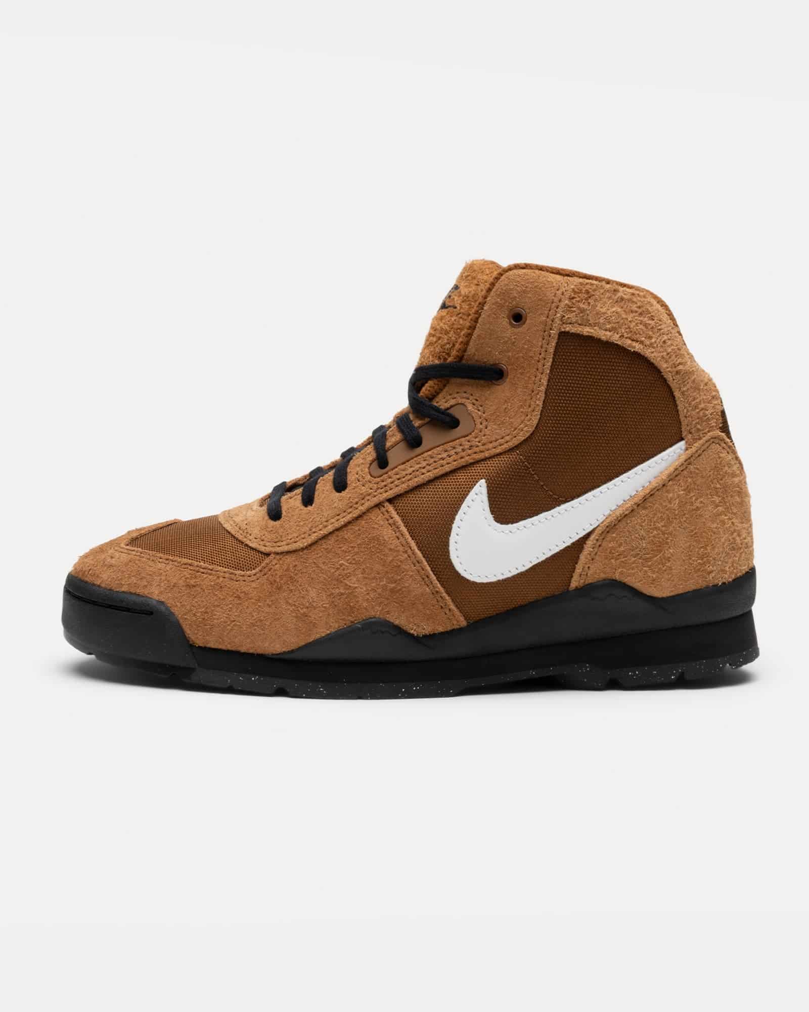 Stussy x Nike Baltoro British Tan 1