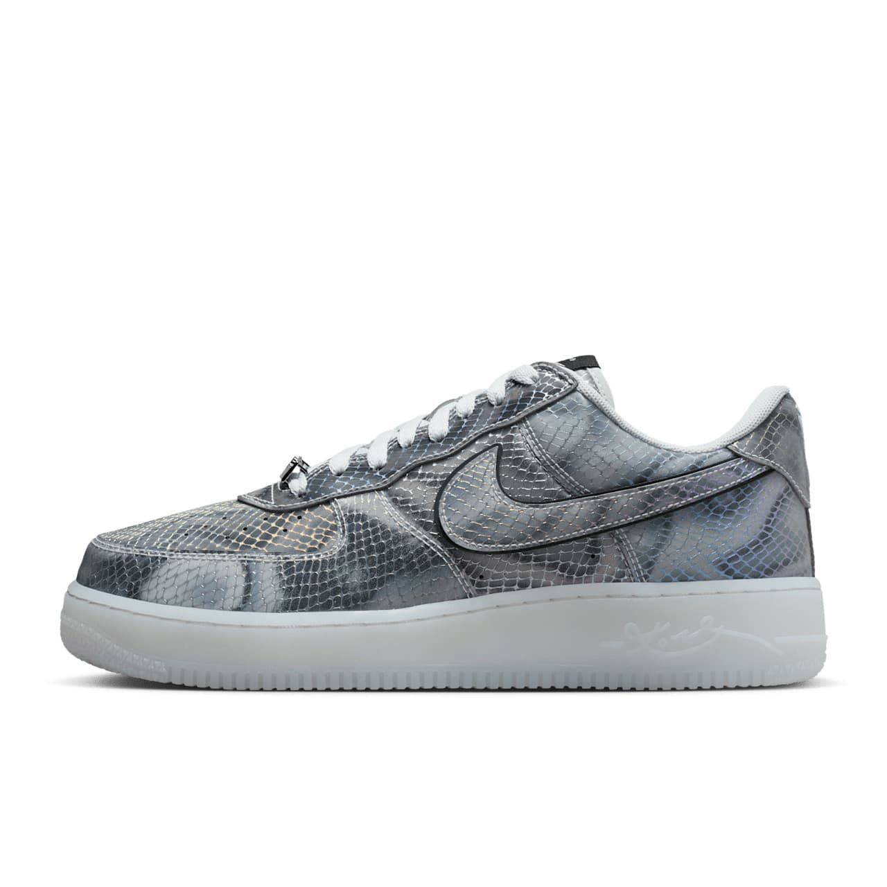 Kobe Bryant x Nike Air Force 1 Low Proto Lenticular II3925-400 2