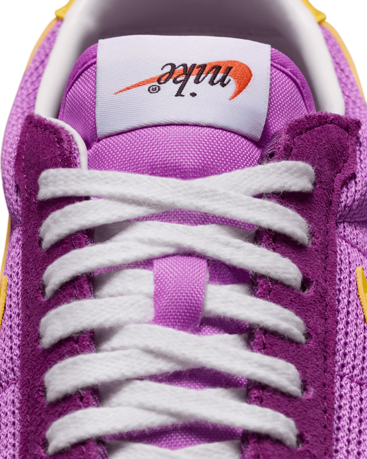 Stranger Things x Nike LD-1000 Fuchsia Dream IM3887-500 9
