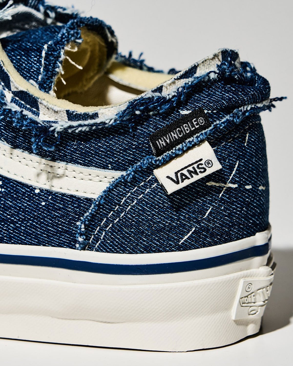 INVINCIBLE x Vans Old Skool Off The Rhyme 5