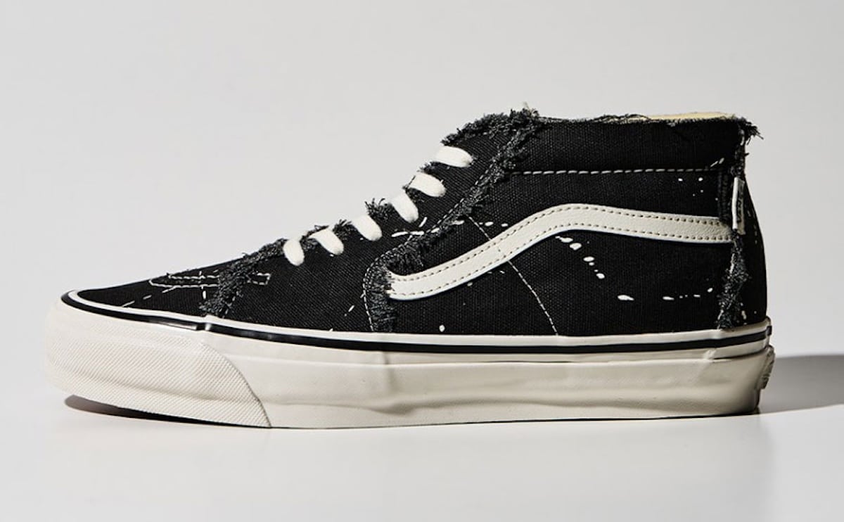 INVINCIBLE x Vans Sk8-Mid Off The Rhyme 1
