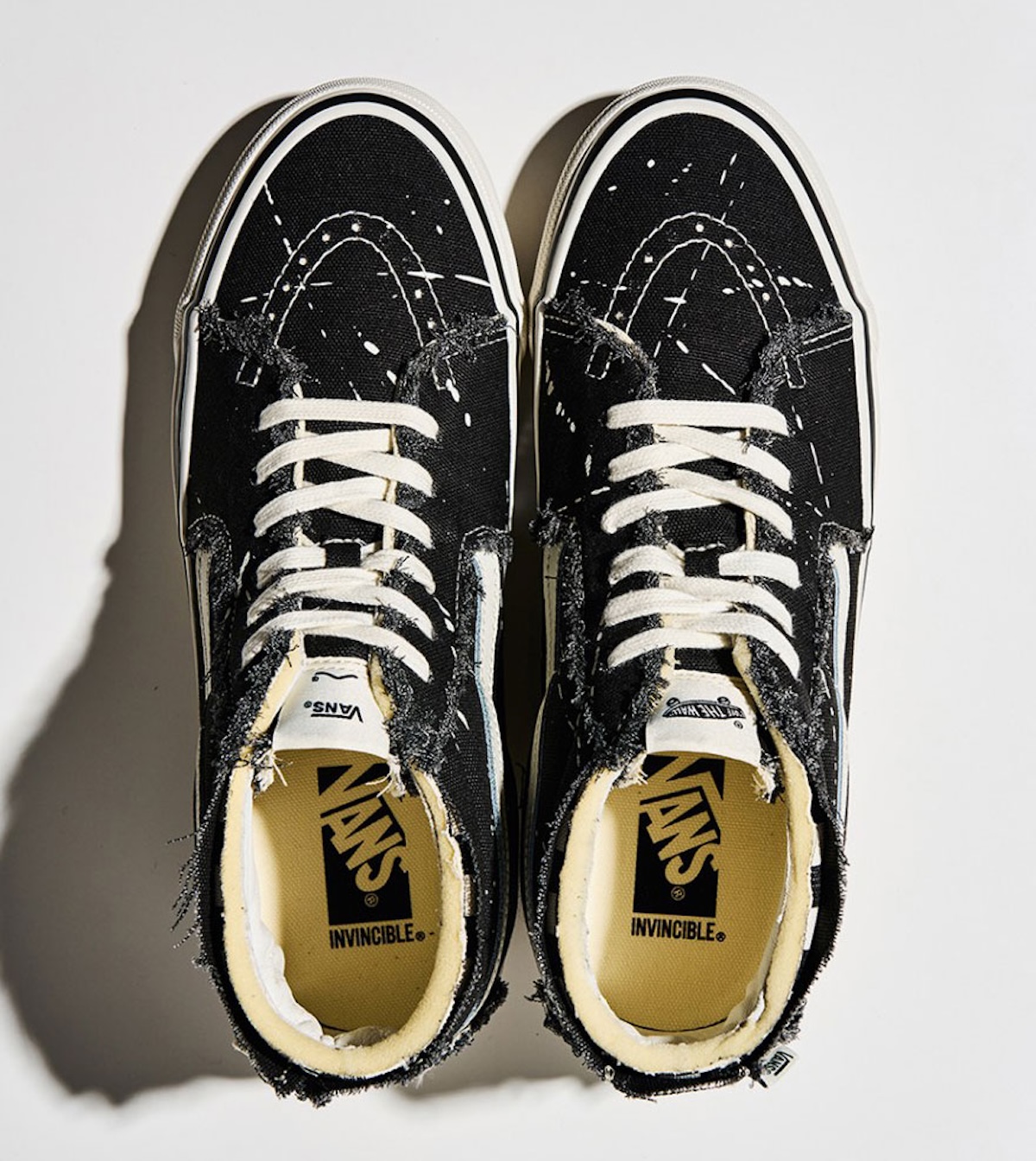 INVINCIBLE x Vans Sk8-Mid Off The Rhyme 2