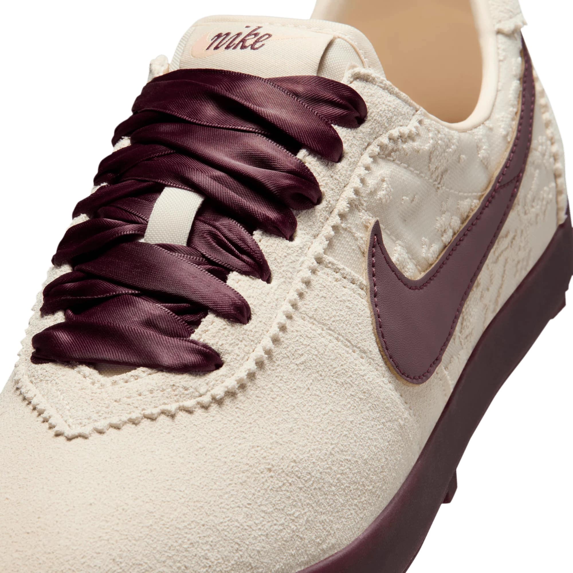 Nike Astro Grabber Light Cream Burgundy Crush IQ3367-299 7