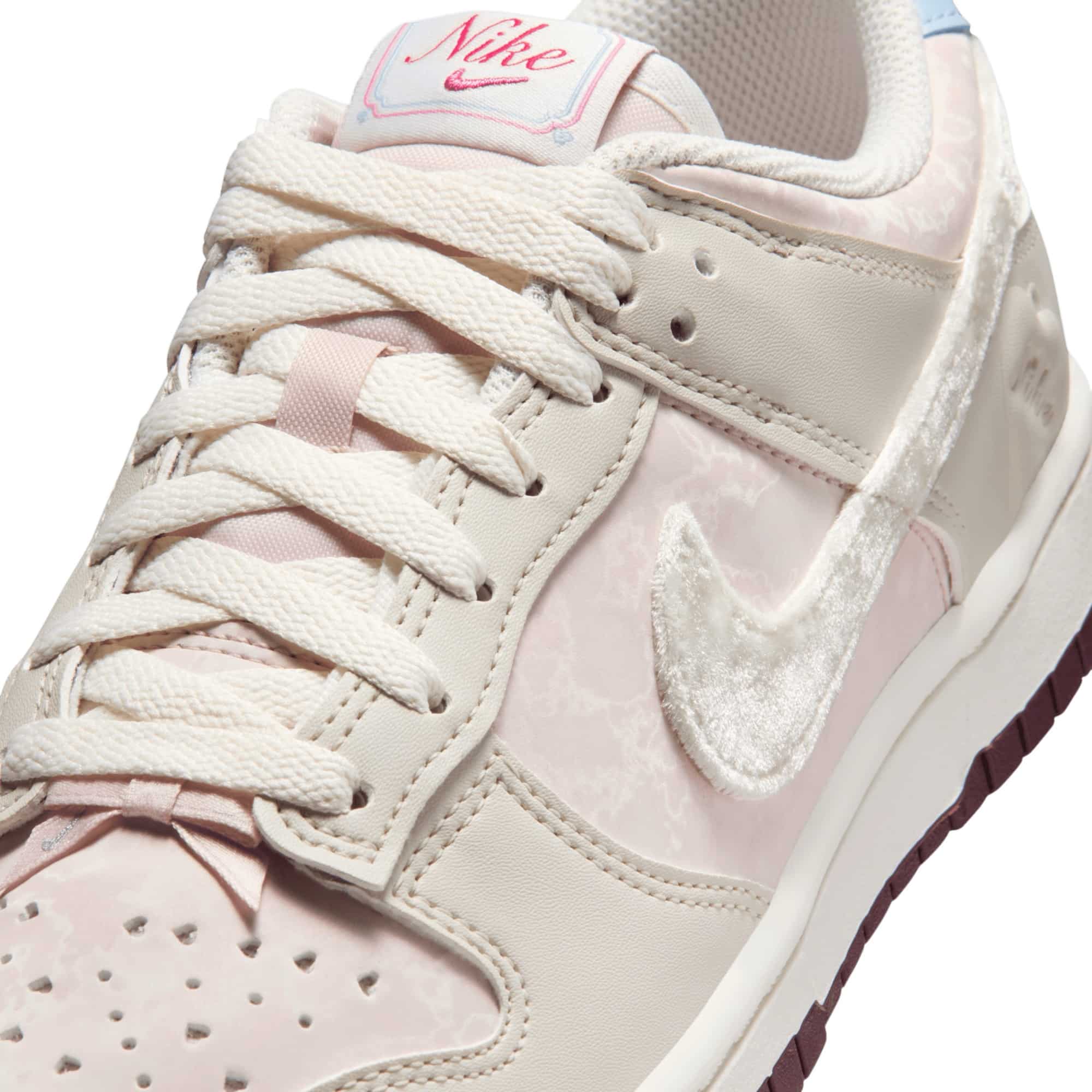 Nike Dunk Low Valentines Day 2026 IQ1145-610 8