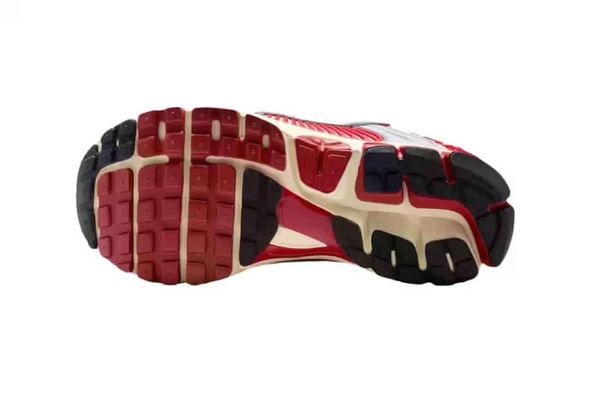Nike Zoom Vomero 5 Gym Red IM3486-600 1