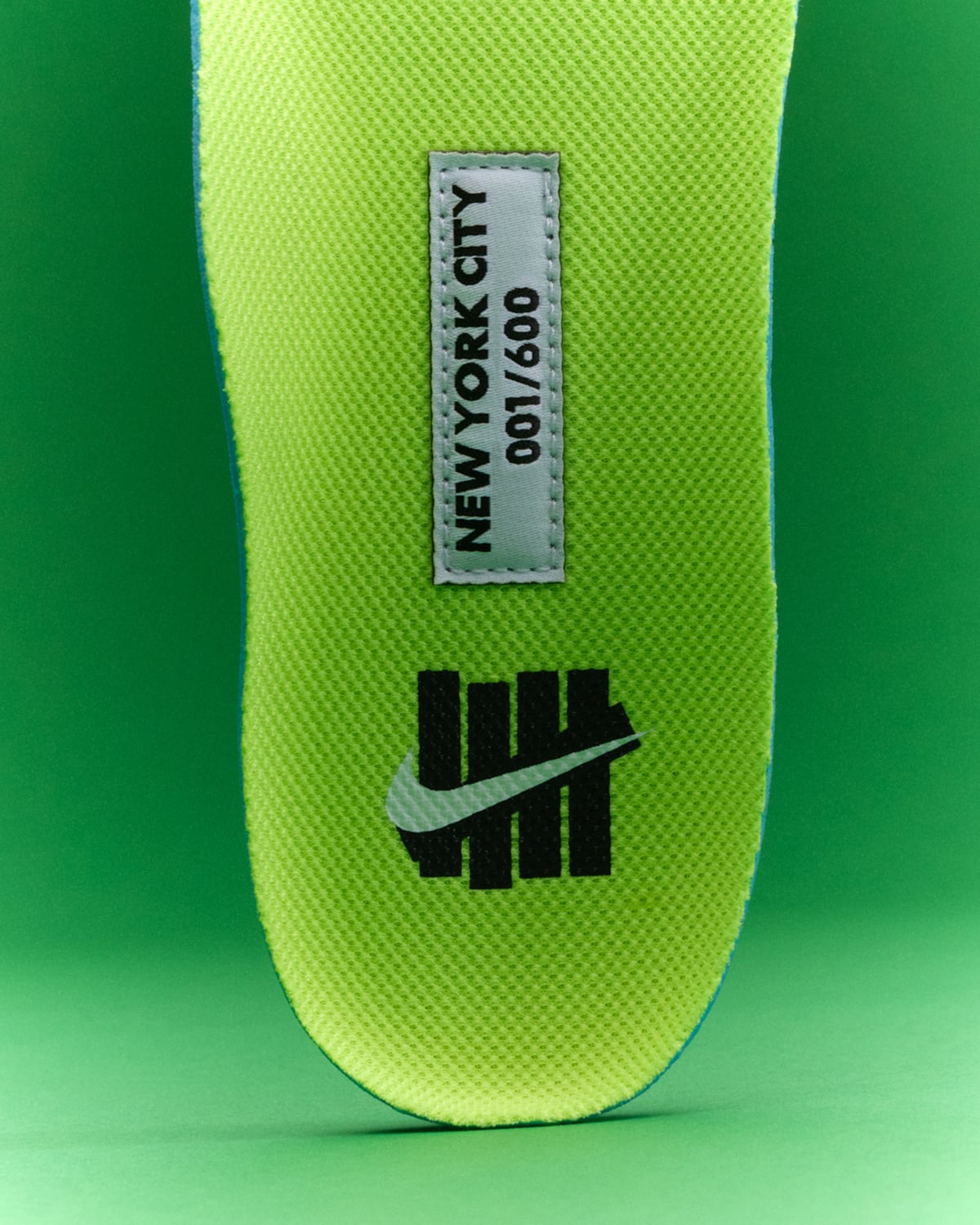 UNDEFEATED x Nike Air Max 95 Geo Exclusives Pack Holiday 2025 3