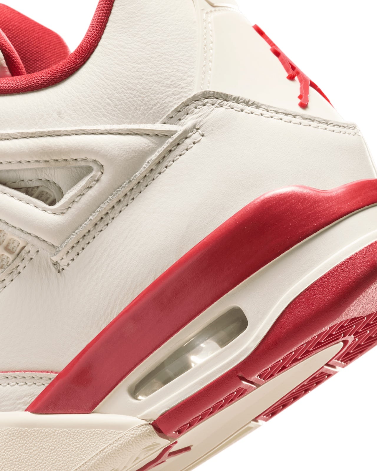 Air Jordan 4 Valentines Day HV0823-108 9