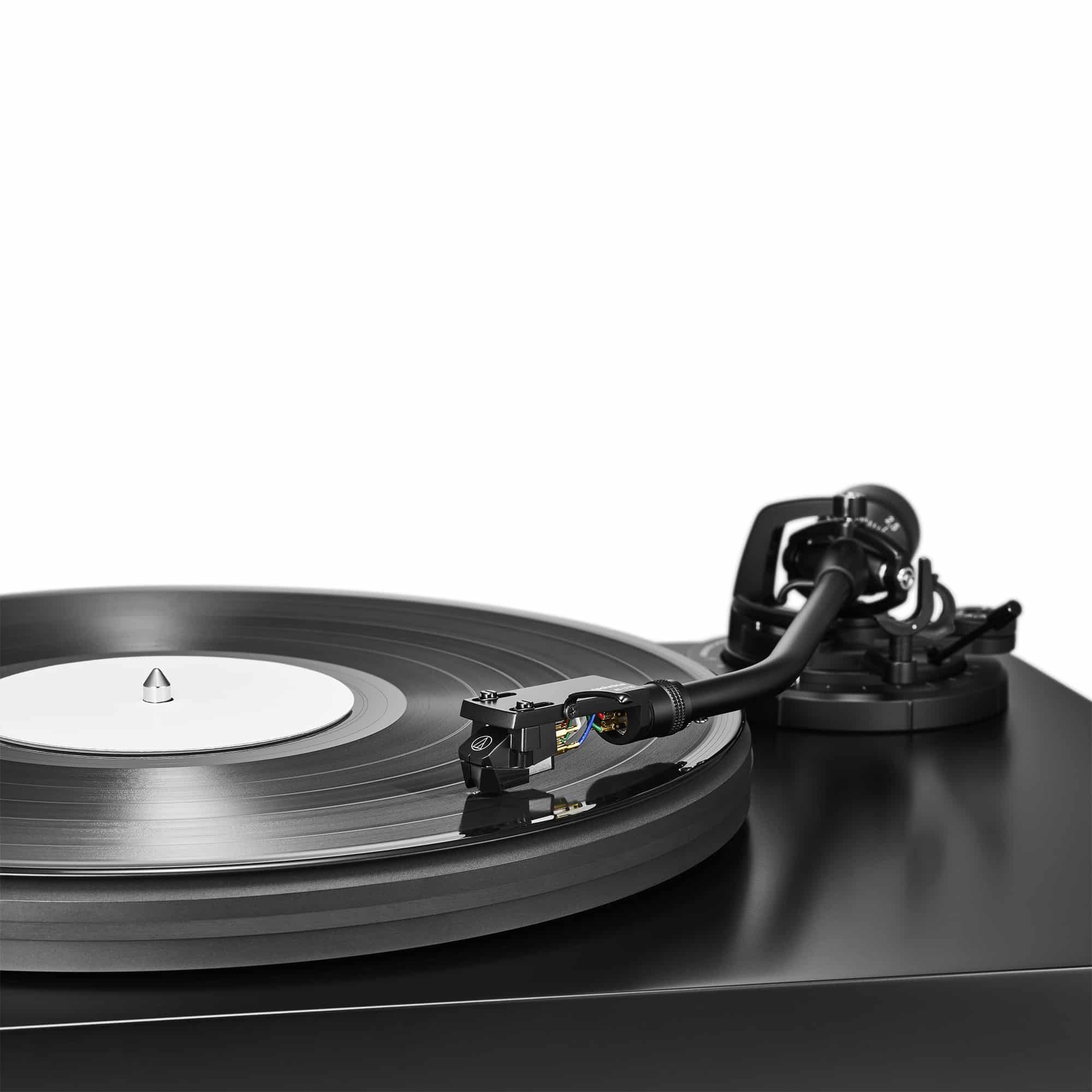 Gramofon Audio-Technica AT-LP7X Turntable 8