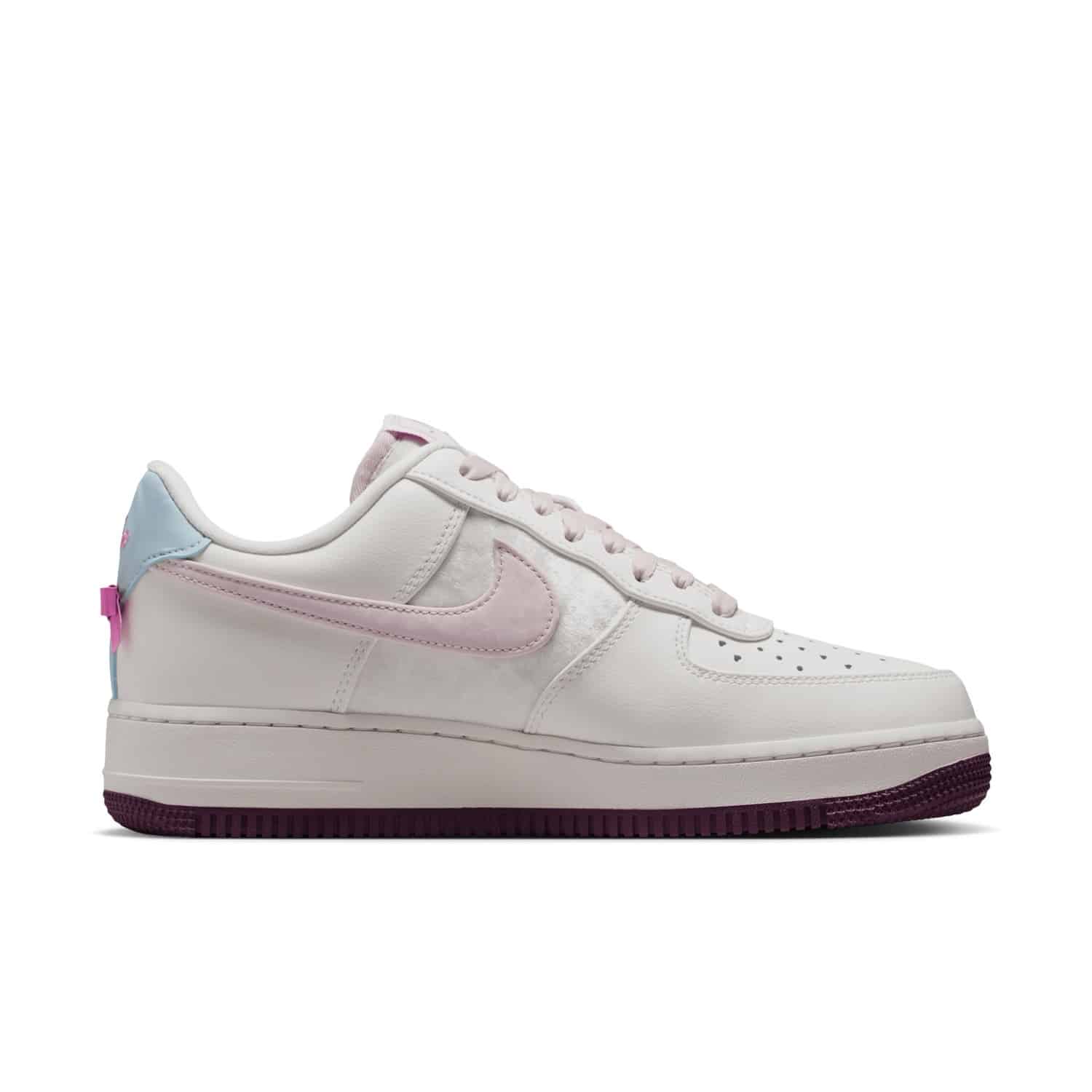 Nike Air Force 1 Low Valentines Day 2026 IQ4937-161 3