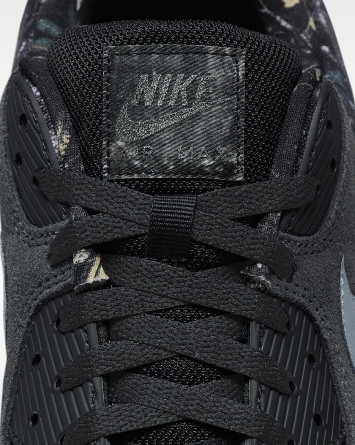 Nike Air Max 90 Realtree Camo IQ0300-001 11