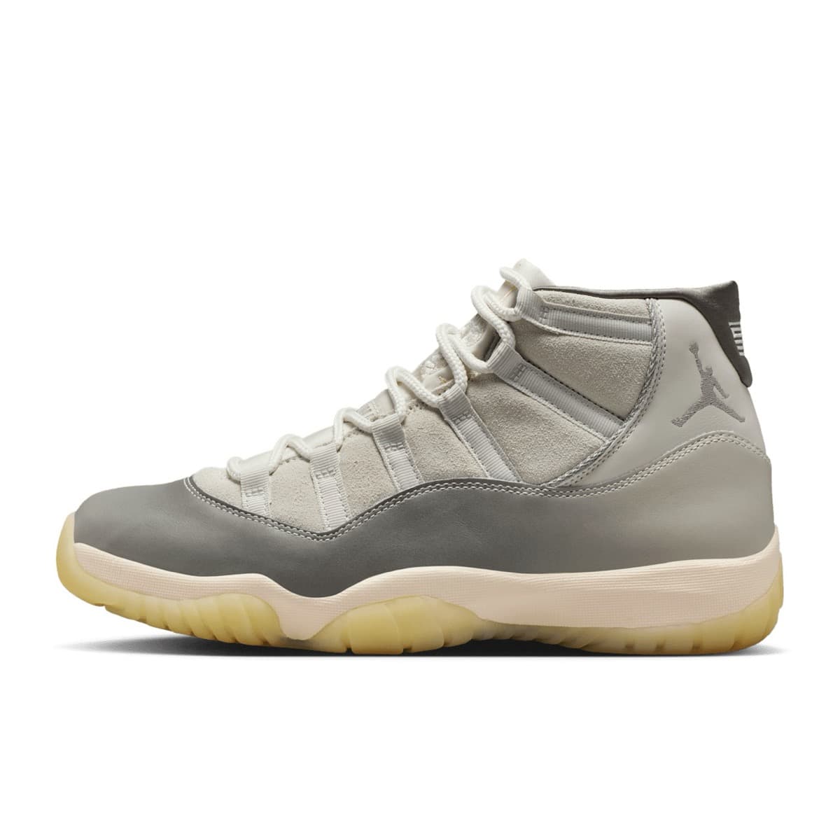 Air Jordan 11 Tokyo IQ3459-072 2