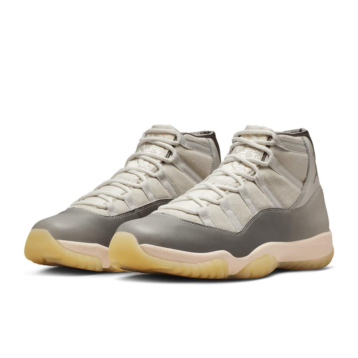 Air Jordan 11 Tokyo IQ3459-072 4