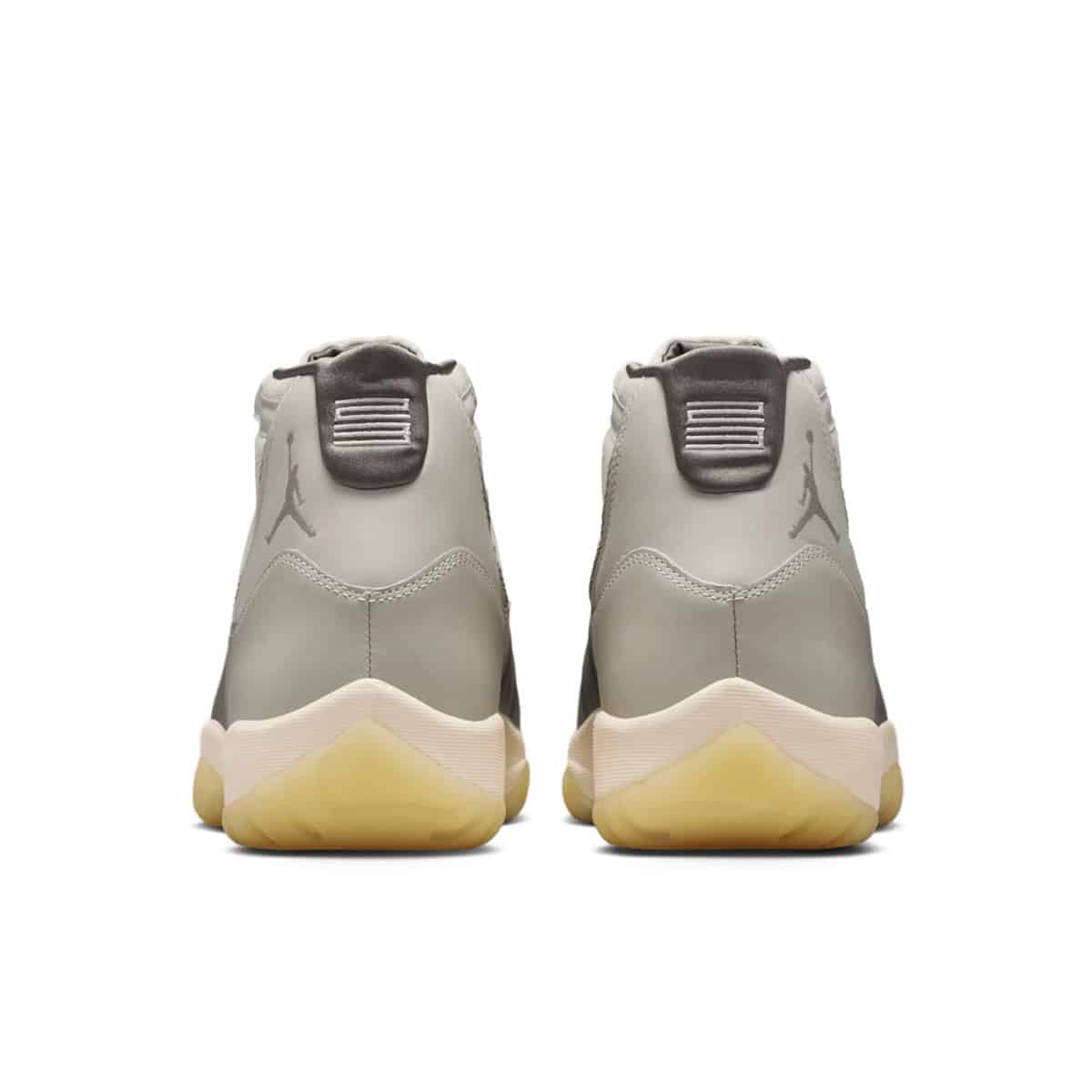 Air Jordan 11 Tokyo IQ3459-072 6