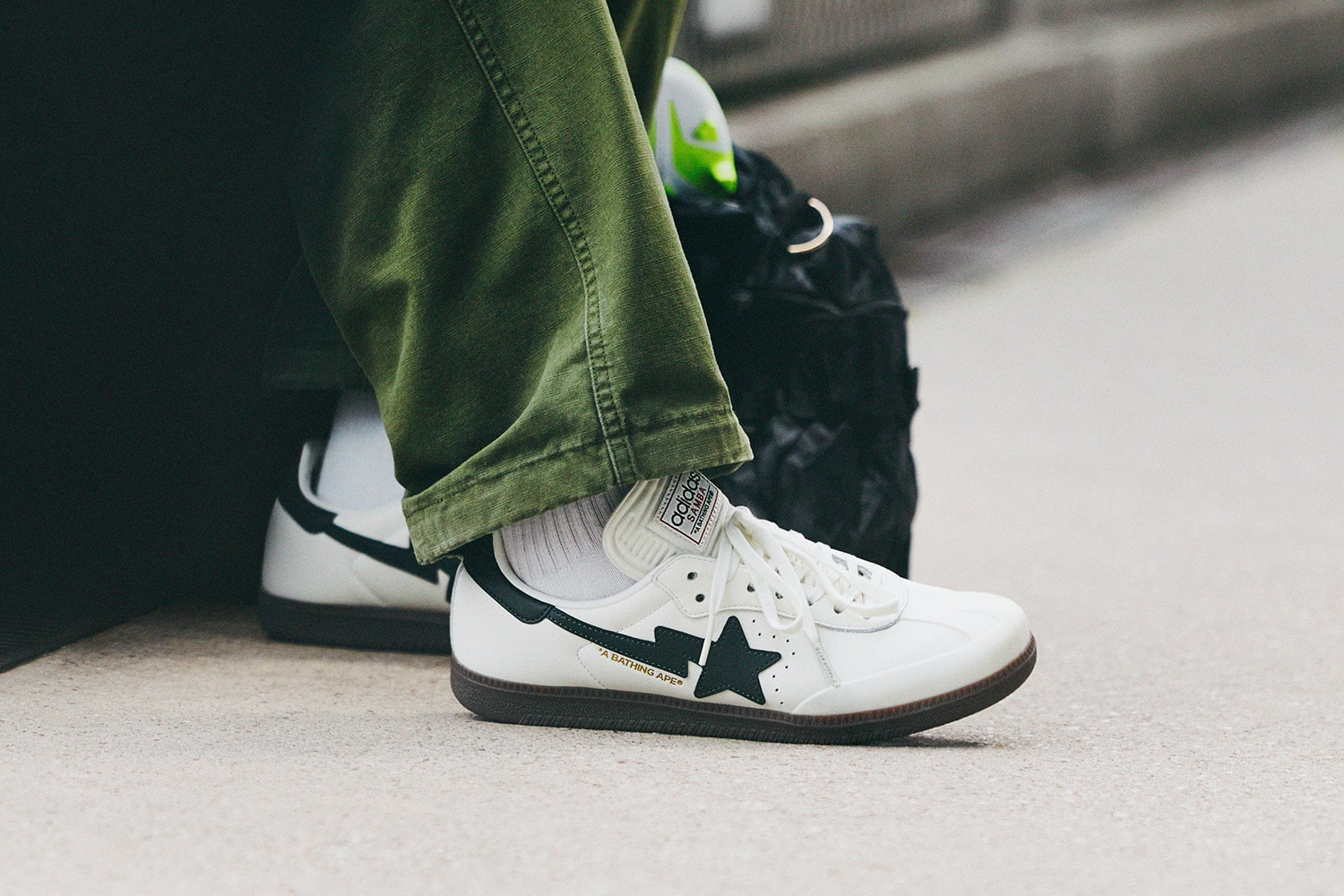 Samba wraca na ulice – duet adidas x BAPE podkręca ikonę